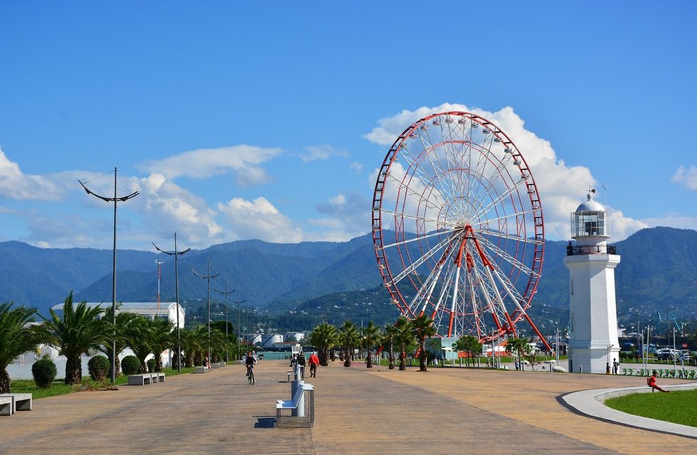 טיילת בטומי