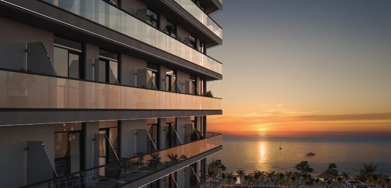 מלון מנוהל מול דירה פרטית בגאורגיה — מסעדת Ramada